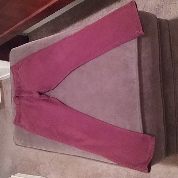 Brooklyn Calling N.Y.C skinny maroon pants - Picture 1 of 6